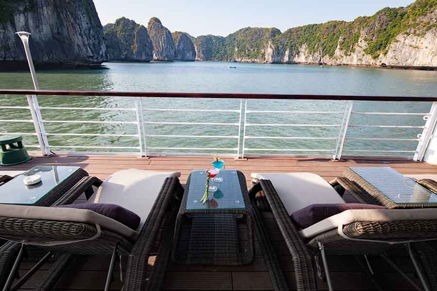 jade sails luxury cruise day tour