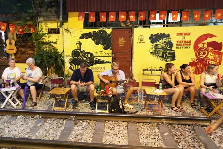 hanoi train street